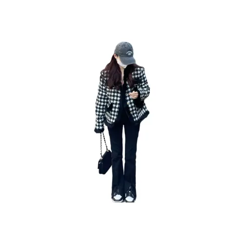 Черные женские бархатные куртки