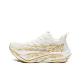 Золотисто-белый