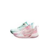 Несовпадающий