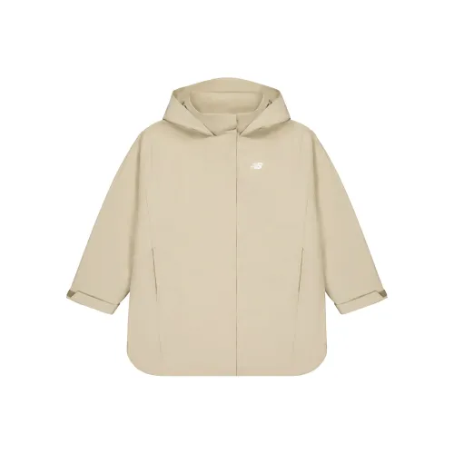 New Balance Куртка Женская Бежевая