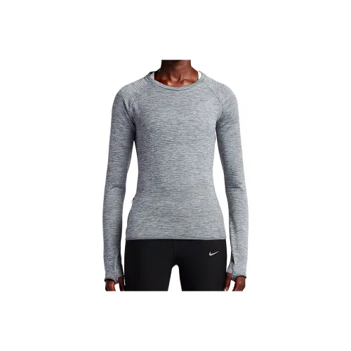 nike Therma Серый Женские T-рубашки