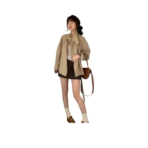 Gentle Welcome Cropped Coat Women's