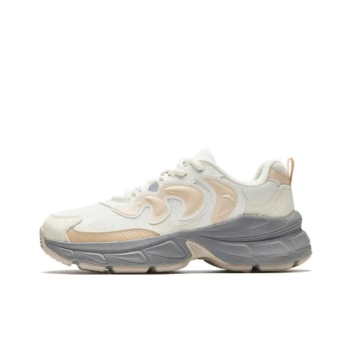 ANTA Cashews Обувь Повседневная обувь Женская Слоновая кость Светлый Пустынный