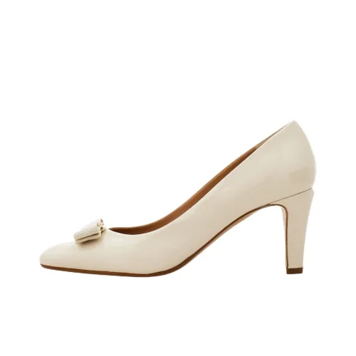 FERRAGAMO Vara Bara Bow Thick Heel High Heels 7cm Women's Beige