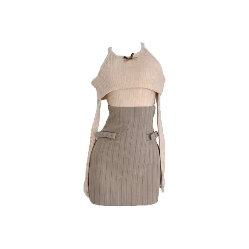 COVT Топ+Юбка Женские Комплекты с Юбкой