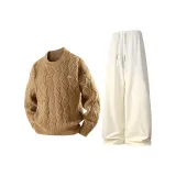 Хаки топ + бежево-абрикосовые штаны