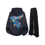 Темно-синий свитшот + черные джинсы