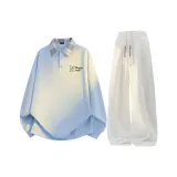 Светло-синий топ + белые штаны