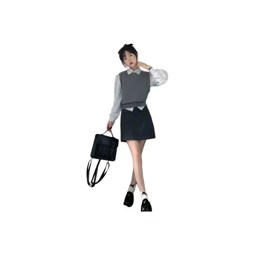 PZHK THREE Комплект из трех предметов Женские Юбка Комплекты