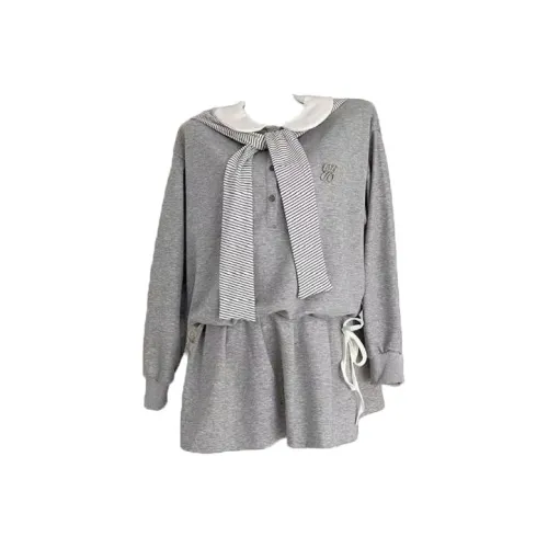 COVT Длинное платье с длинными рукавами женское