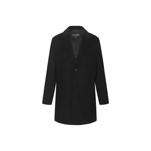 LESS IS MORE Мужское пальто