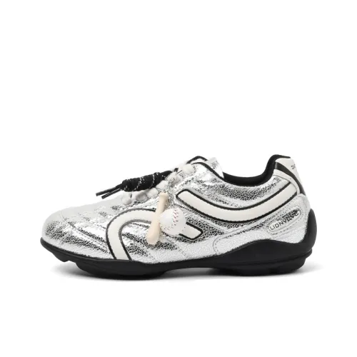 CENTRAL KITTY визуально увеличивает рост Низкие кеды немецкого армейского стиля Женские