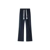 Темно-синий [визуально увеличивает рост, способствует похудению]