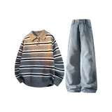 Dark Gray Top + Blue Jeans  
Темно-серый топ + синие джинсы