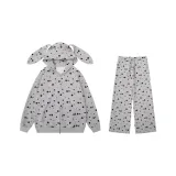 Серый кардиган, свитшот + серые повседневные штаны