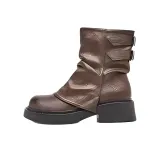 Коричневый