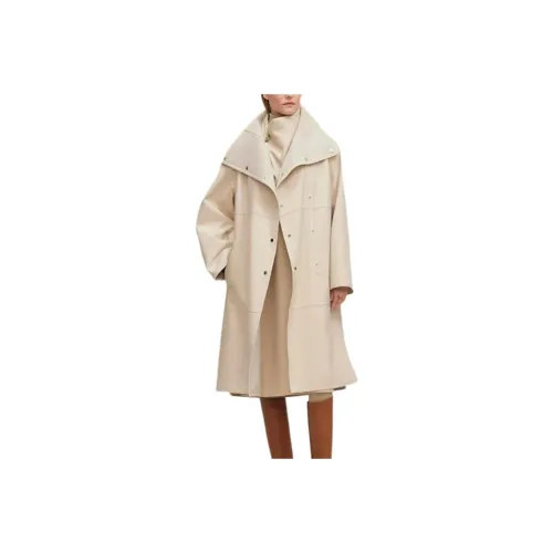 HERMES Экрю Женская Тренч-костюм