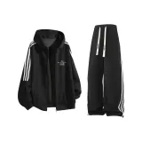 Чёрный свитшот + чёрные штаны