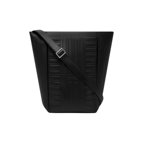 RIMOWA Сумка через плечо из кожи женская черная