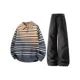 Dark Gray Top + Gray Jeans  
Темно-серый топ + серые джинсы