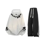 Белый серый свитшот + черные штаны