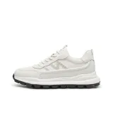 Белый, летний, дышащий [визуально увеличивает рост на 7 см]