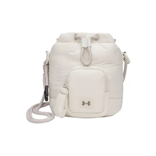 Under Armour Полиэстер Сумка через плечо Женская Белая