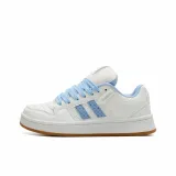 Белый светло-голубой