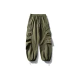 Оливковый зеленый