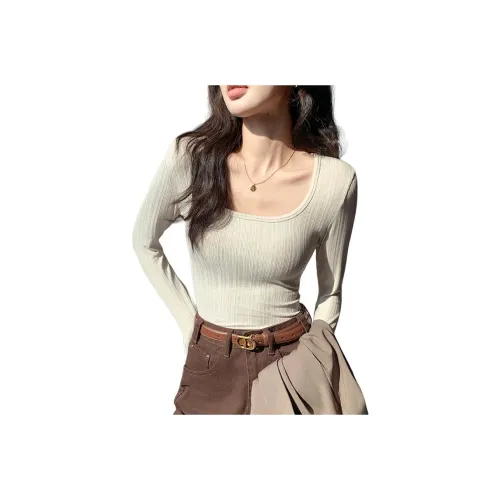 Source with u Стандартная T-рубашка Женская