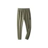 Светлый армейский зеленый