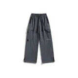 Глубокий графитовый