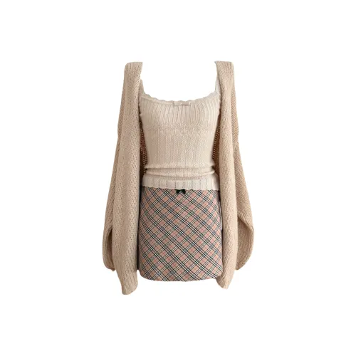 Udon House Женские Комплекты с Юбкой