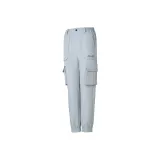 Дымчато-серый