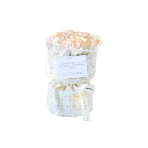 Pampered Journal Французский CHANEL Inspired Роза в руке Букет DIY Игрушки