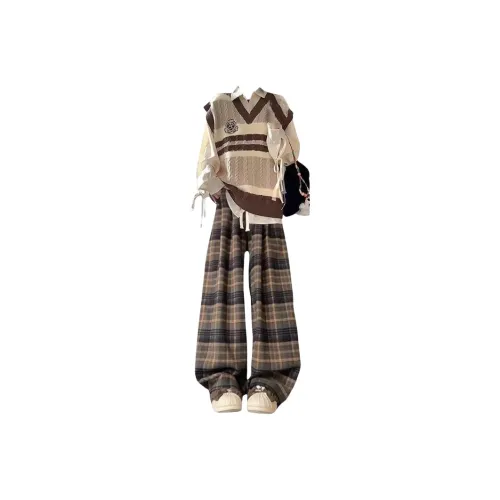 Gentle Welcome Повседневный костюм женский