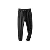 Черный с флисовой подкладкой