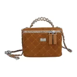 Коричневый