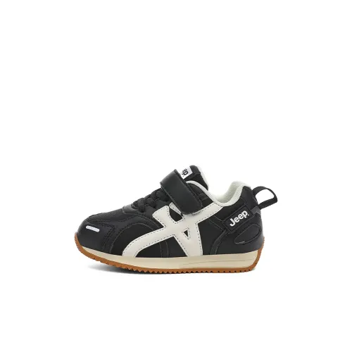 Jeep Черный воин RUNNING Collection Низкий топ KIDS Lifestyle Shoes Звездообразующий черный Детский