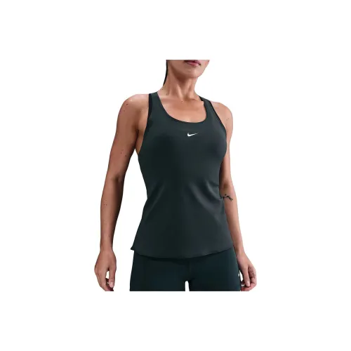 Женские жилеты Nike Dri Fit Sport