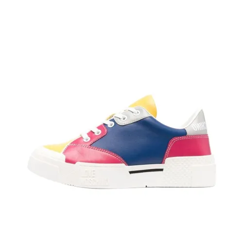 MOSCHINO Низкие кроссовки для скейтбординга