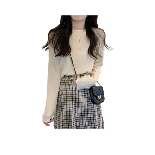 CASTLE WOODS Женская трикотажная одежда