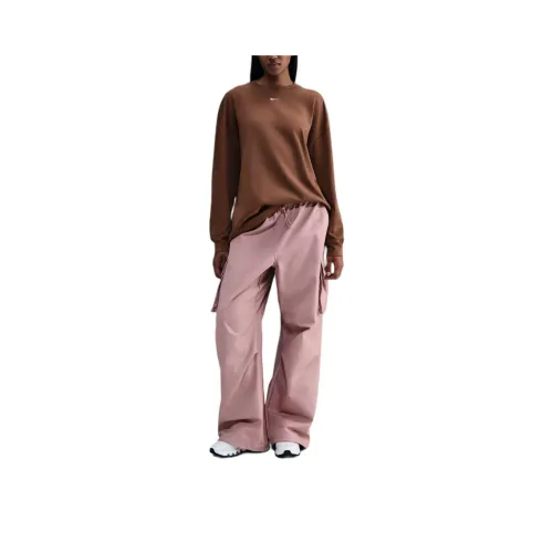 nike Sportswear Essentials series T-рубашка Женская