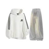 Белый топ + серые штаны фотиния