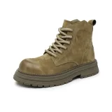 Коричневый