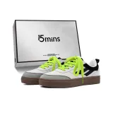 Белый, черный, серый (зеленые шнурки)