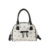 Белый шелковый шарф