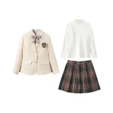 Кремово-абрикосовый деловой костюм + рубашка с длинными рукавами + черная карамельно-коричневая имбирная чайная клетчатая юбка с галстуком-бабочкой + значок №7