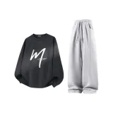 [2 пачки] Угольный серый (Ma Лайфстайл Радость) + Фотиния серый (Ma Лайфстайл Радость Логотип на штанах)