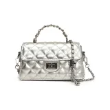 Серебристый